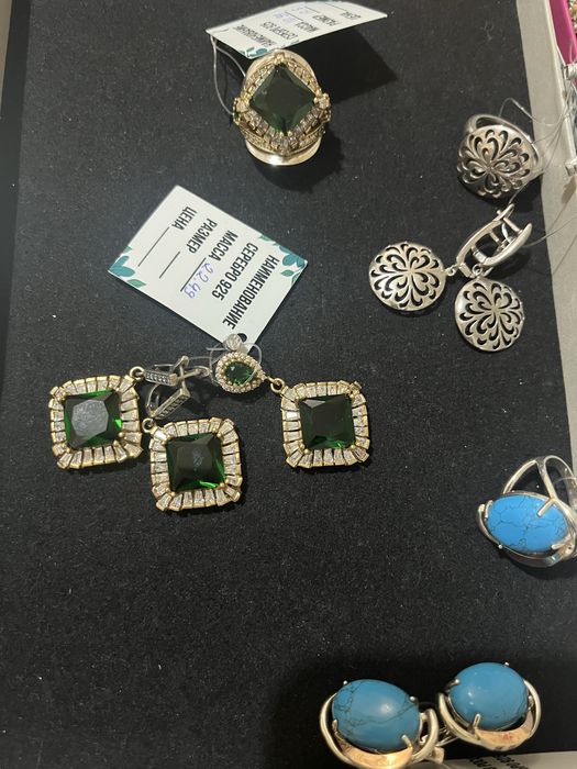 Серебрянный очень красивый комплект