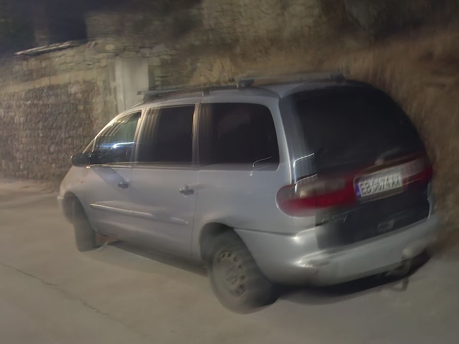 Продавам ФОРД галакси