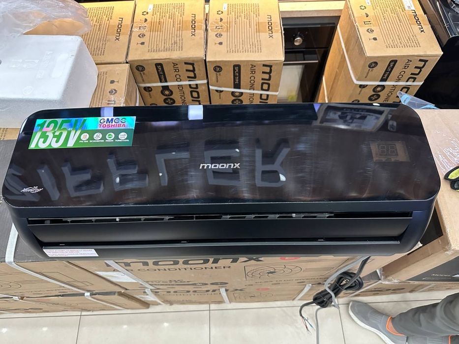 Konditsioner moonx 12 invertor qora dastafka bor