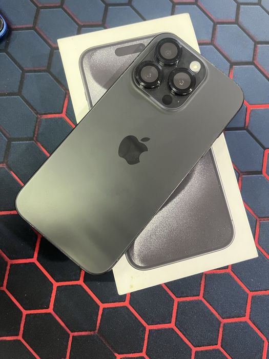 Айфон 15 про