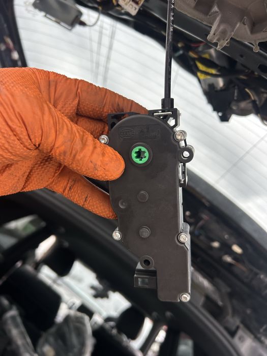 Incuietaore haion soft close Mercedes GLE , ML W166
