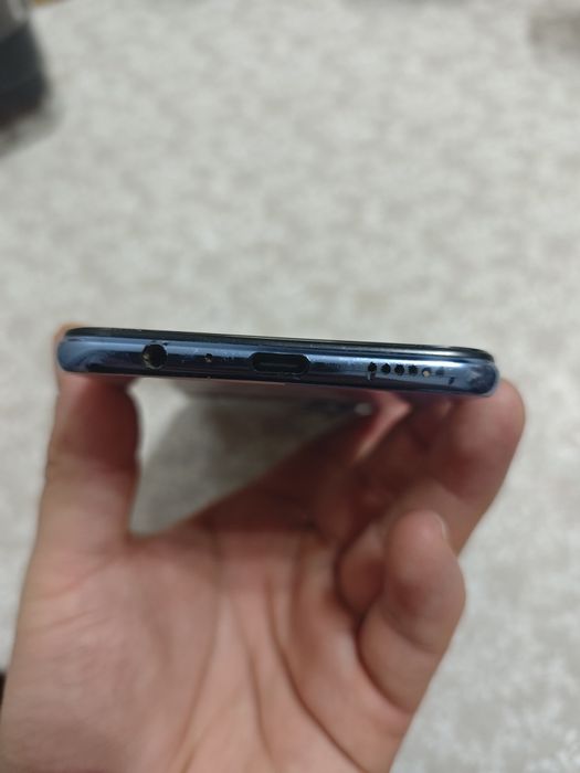 Продам Vivo v21e