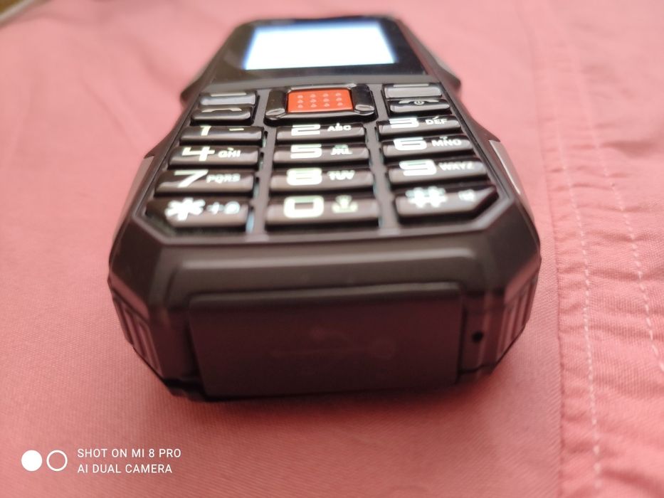 Power Phone rezistent la, căzături, lovituri,praf ,etc - dual SIM
