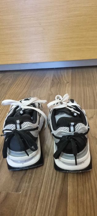 Маратонки Nike furyosa в черно и бяло