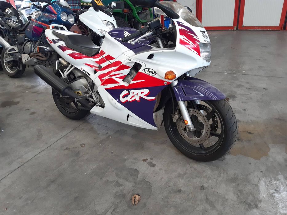 ХОНДА ЦБР ,ВTР( Honda CBR 1100 XX, F2, F3,F4i-600,Vtr 1000)на Части