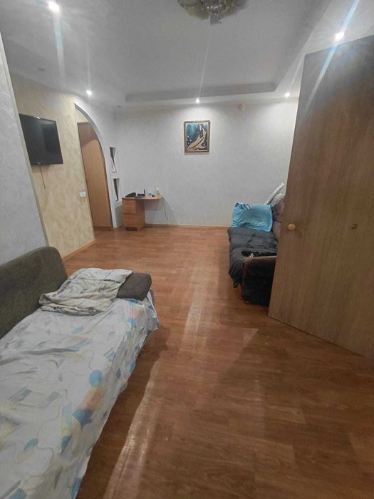 2к квартира на 1 этаже Валиханова