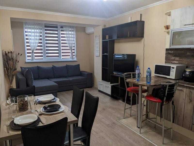 Нов тристаен апартамент в к-с Лазур