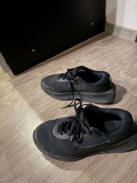 Обувки на Nike Цвят Черен Номер 37,5