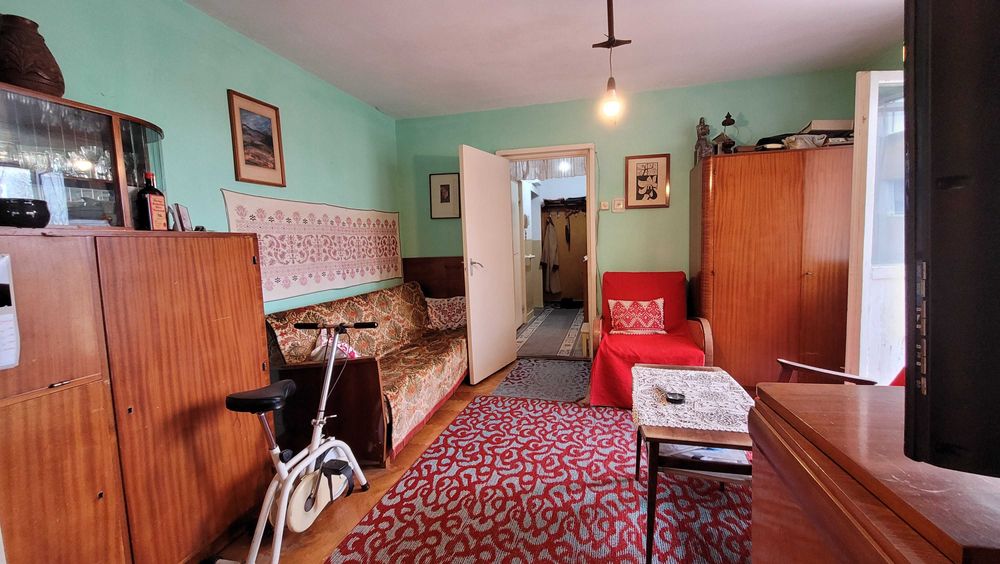 Apartament cu două camered de vânzare în Reghin