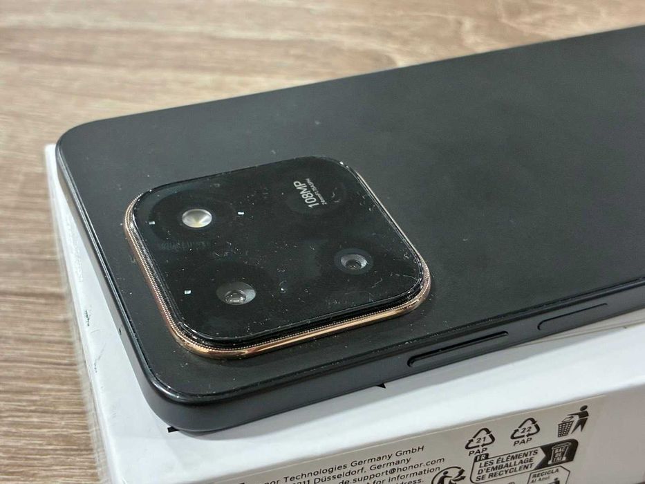 Мобилен телефон Honor X7D 256гб