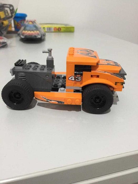 Vand camion masina race Lego mare originala