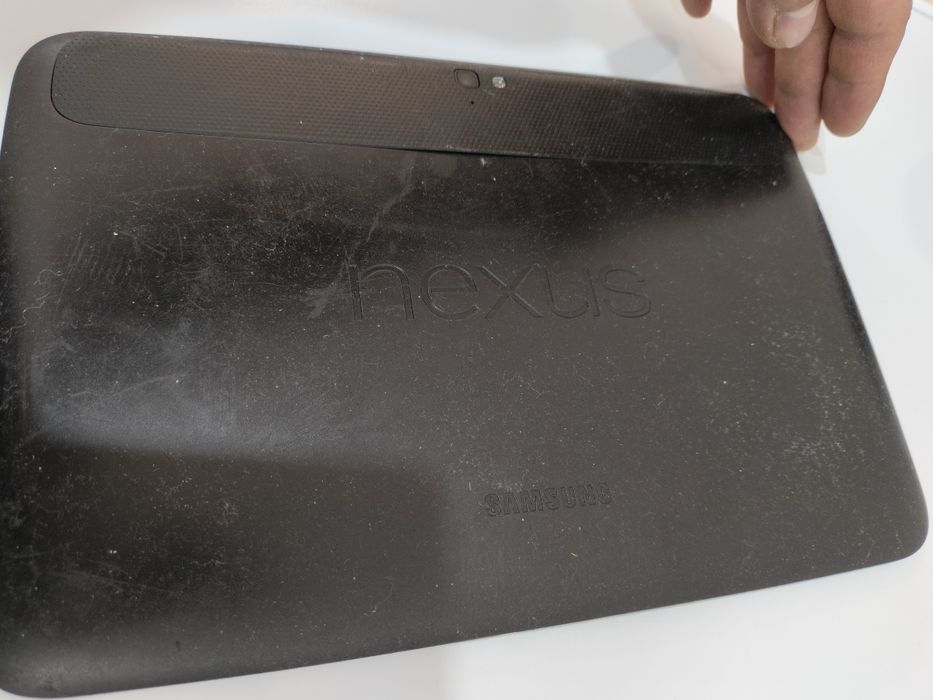 Продам планшет срочно