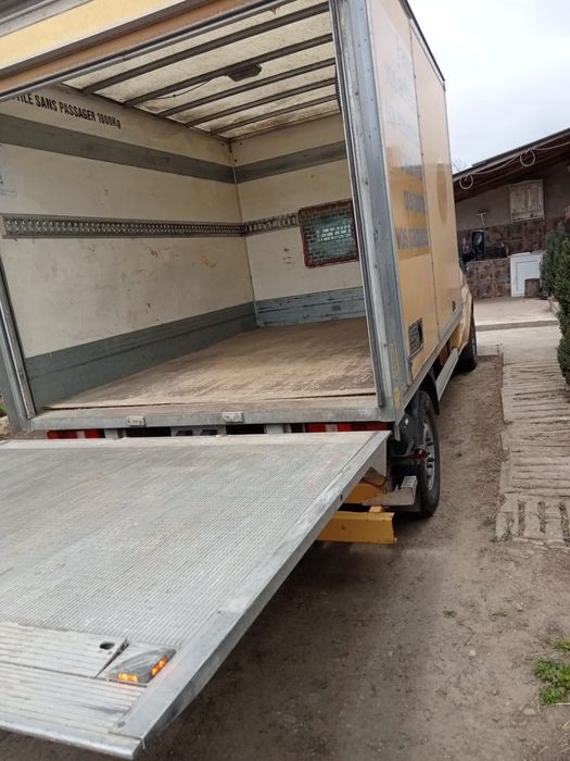 Ford transit cu lift