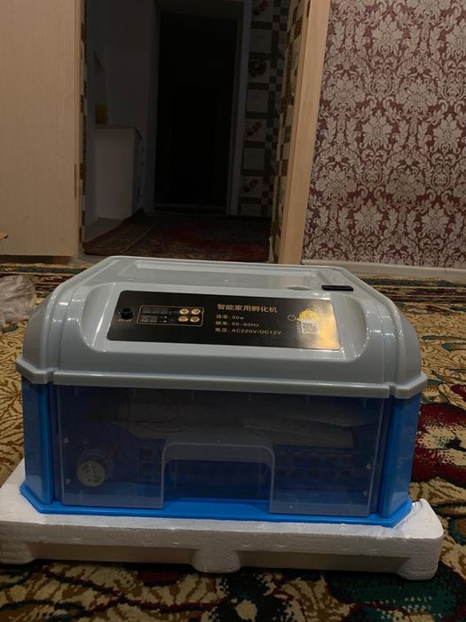 Инкубатор 16яйцаа