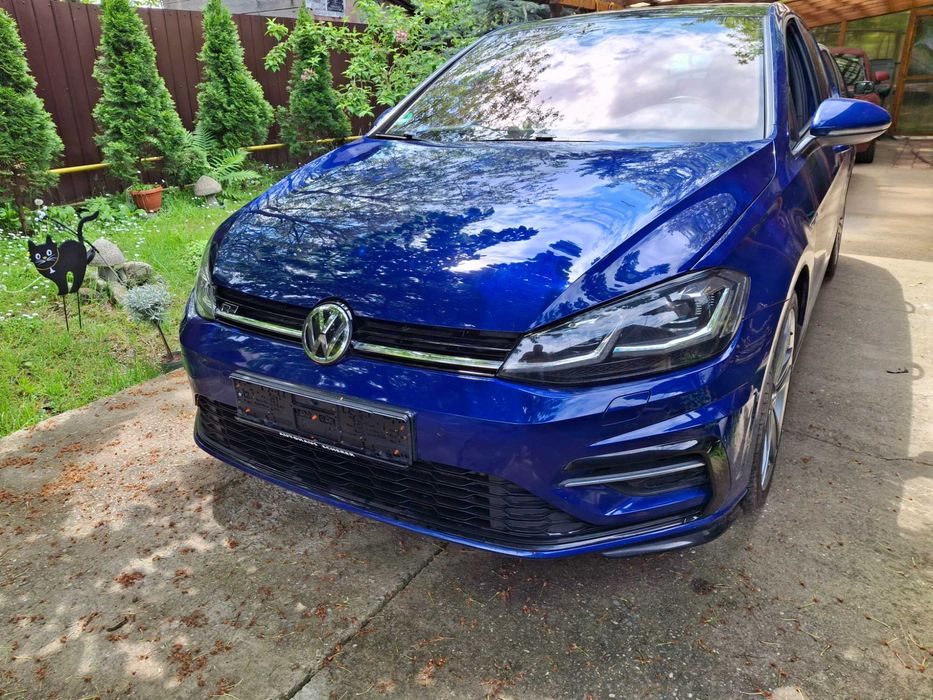 Vw Golf 7.5  2.0Tdi R-line Dsg -Virtual-Acc