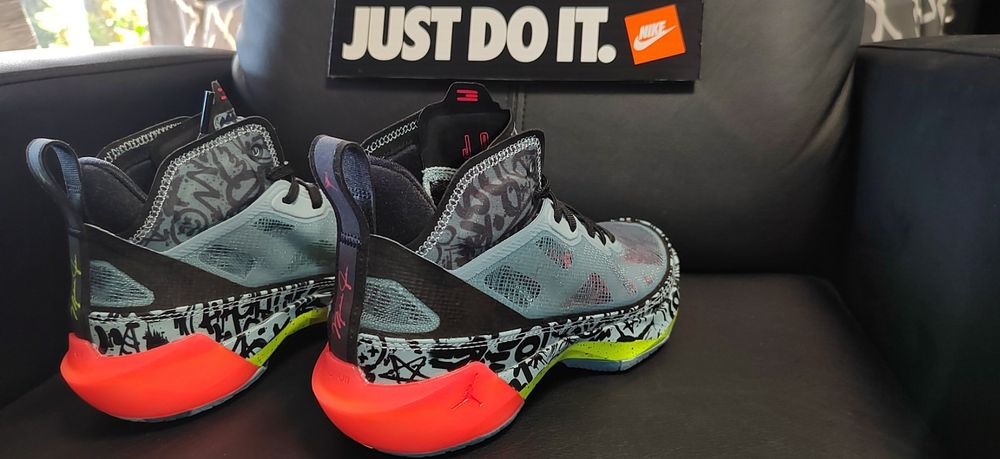 Nike Air Jordan XXXVII Satou, номер 37,5 и номер 38,5