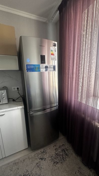 Продам холодильник самсунг