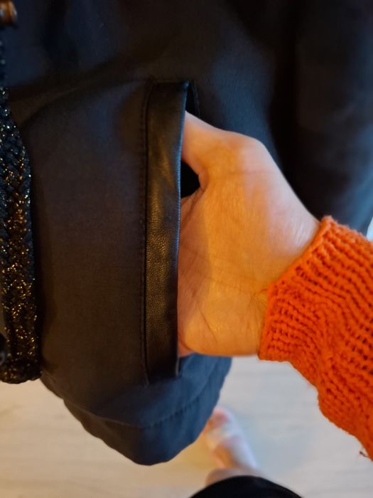 Geacă "Desigual", impermeabilă!