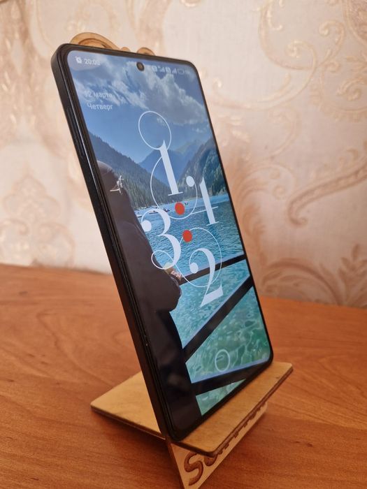 Продам смартфон poco m 6 pro. 256. Всё работает.