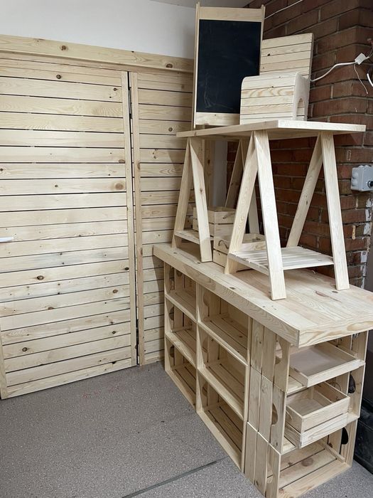 Обзавеждане за магазини и заведения