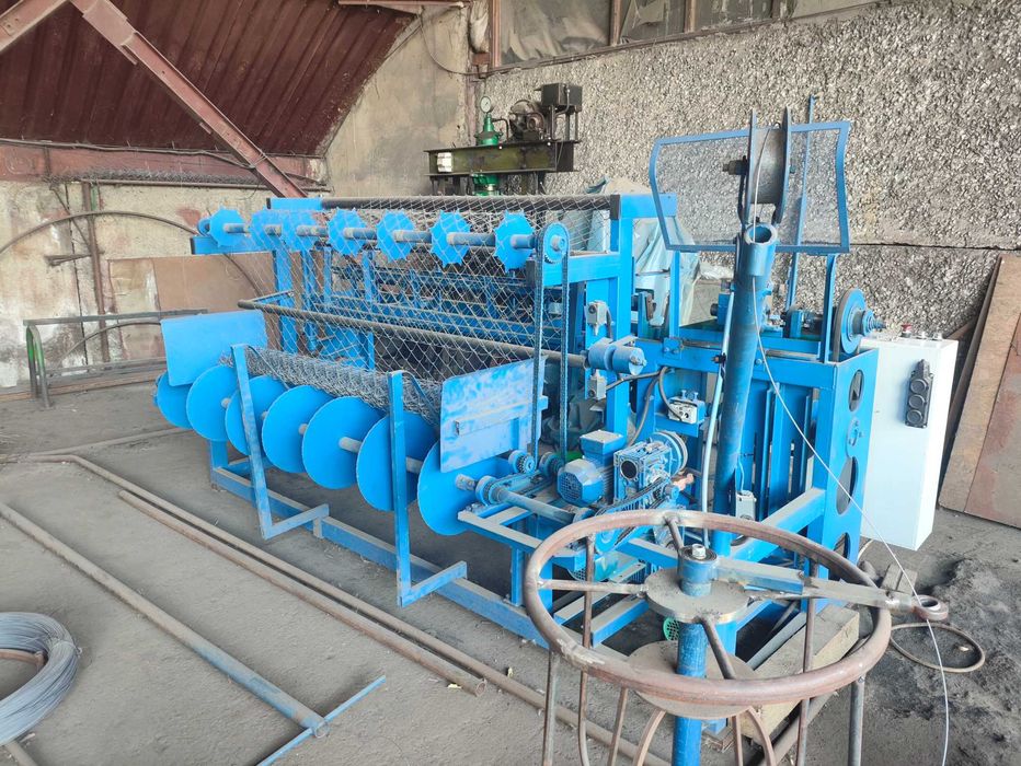 Станок- автомат  по производству  сетки Рабица