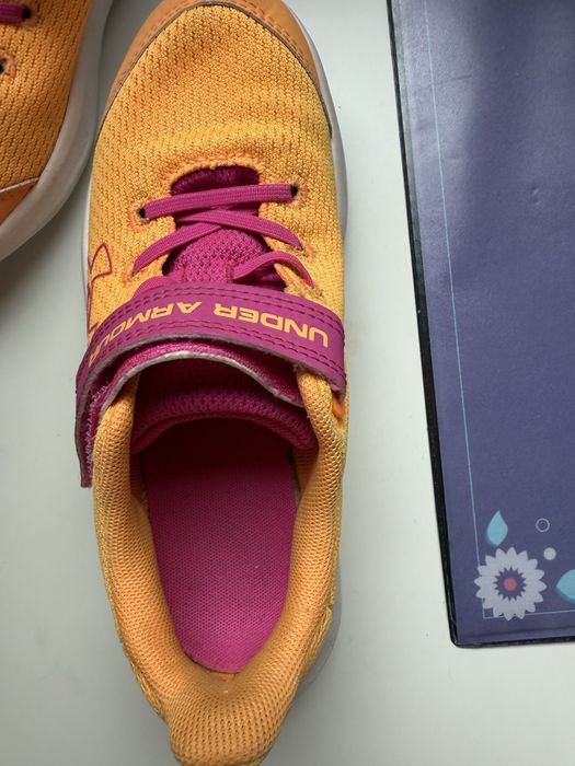 Детски маратонки Under armour 34