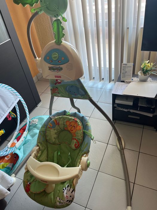 детска електрическа люлка шезлонг Fisher Price