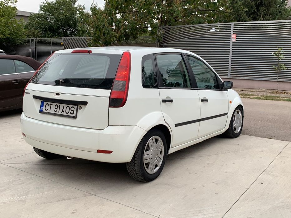 FORD Fiesta 2005 — imagine 2