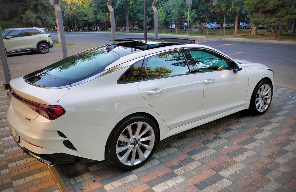 Продаётся KiA K5  (Made in Korea)