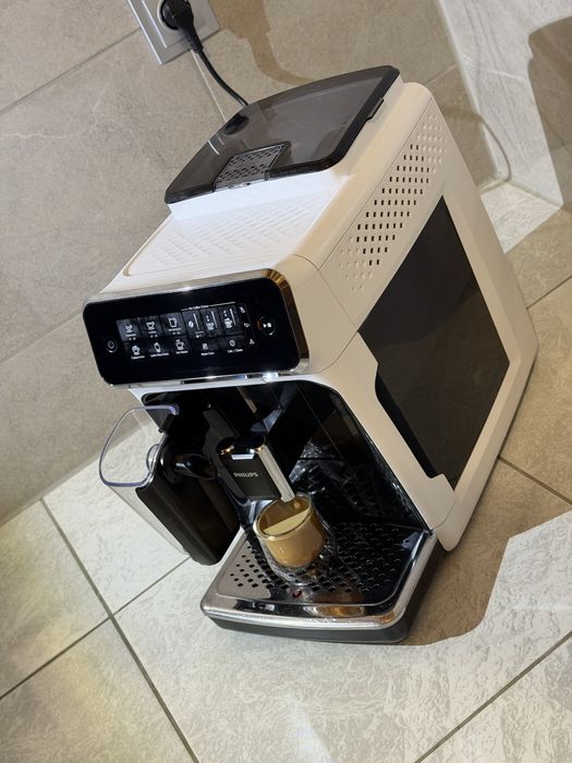 кафемашина кафеавтомат Philips EP3243 lattego