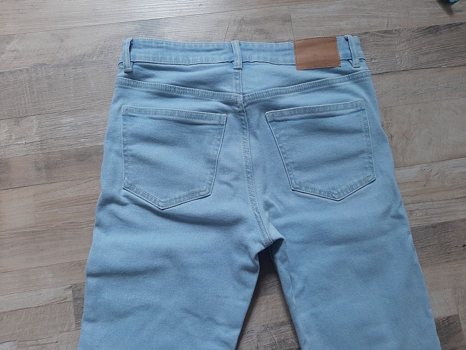 Дънки Sinsay и блузка ZARA