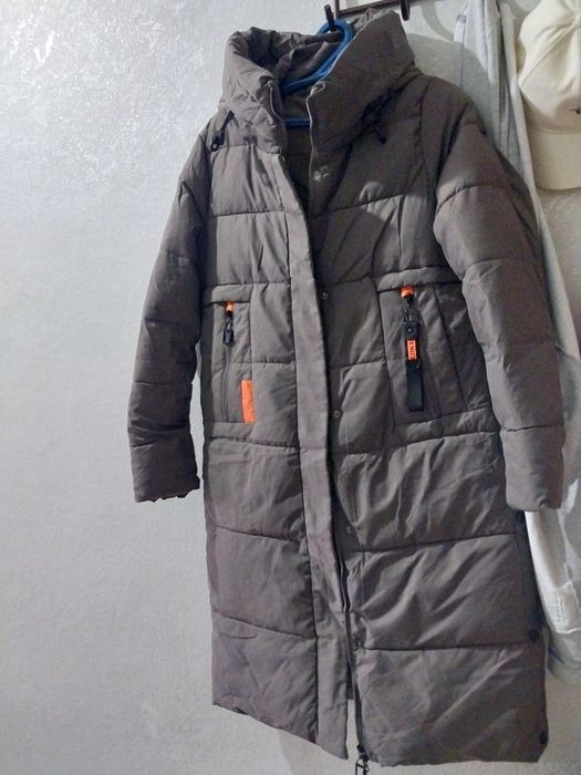 Продам куртку зима новая