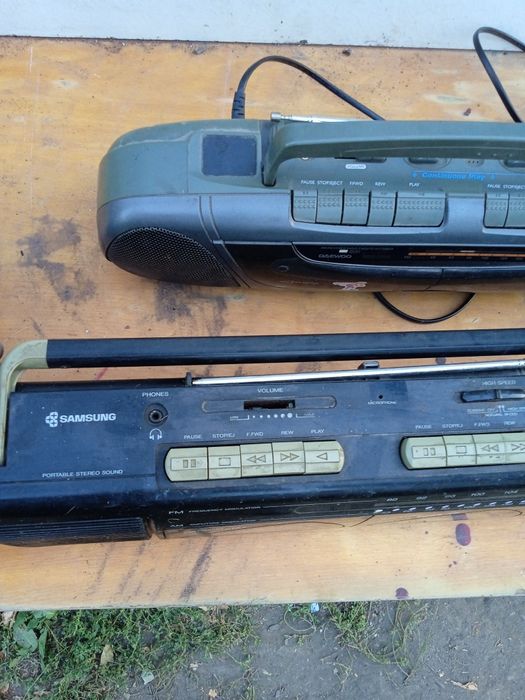 Двух кассетные магнитофоны ,DAEWOO, SAMSUNG