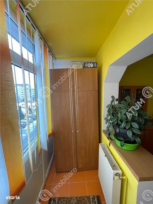Apartament 3 camere decomandate si balcon zona Vasile Aaron Sibiu