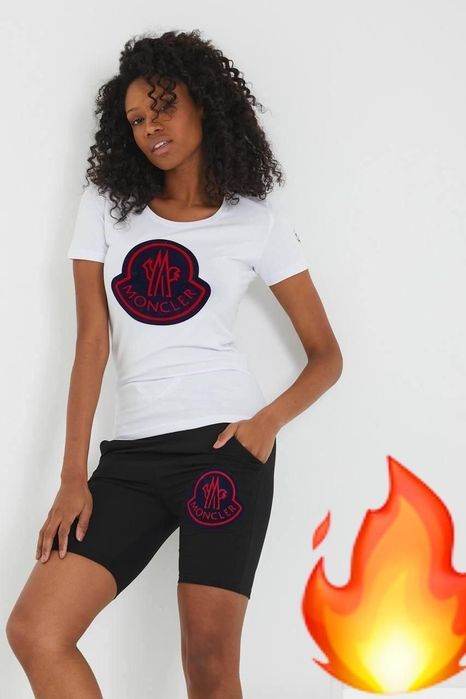 Compleuri dama.superbe