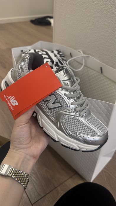 Продам НОВЫЕ кроссовки new balance
