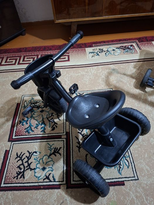 ПРОДАЮ! Велосипед, МАШИНКУ И КОЛЯСКУ по смешным ценам!