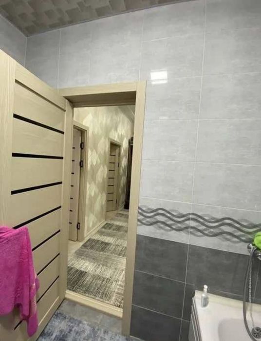 Янги Хаёт туманида 2 хонали уй сотилади