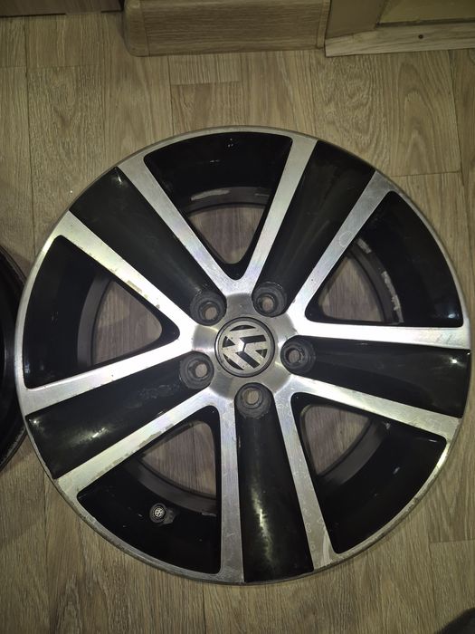 Продам диски на 15 vokswagen