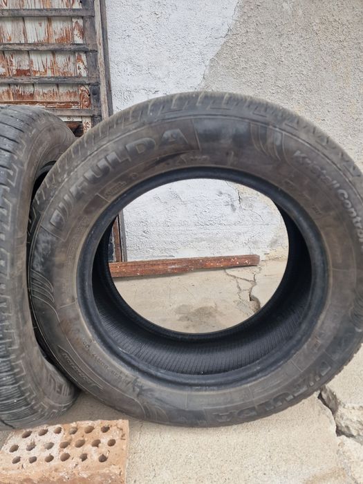 Продавам комплект зимни гуми Фулда 235/60/17