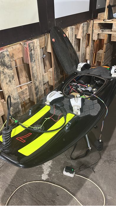 Продам сёрф доску бензиновую