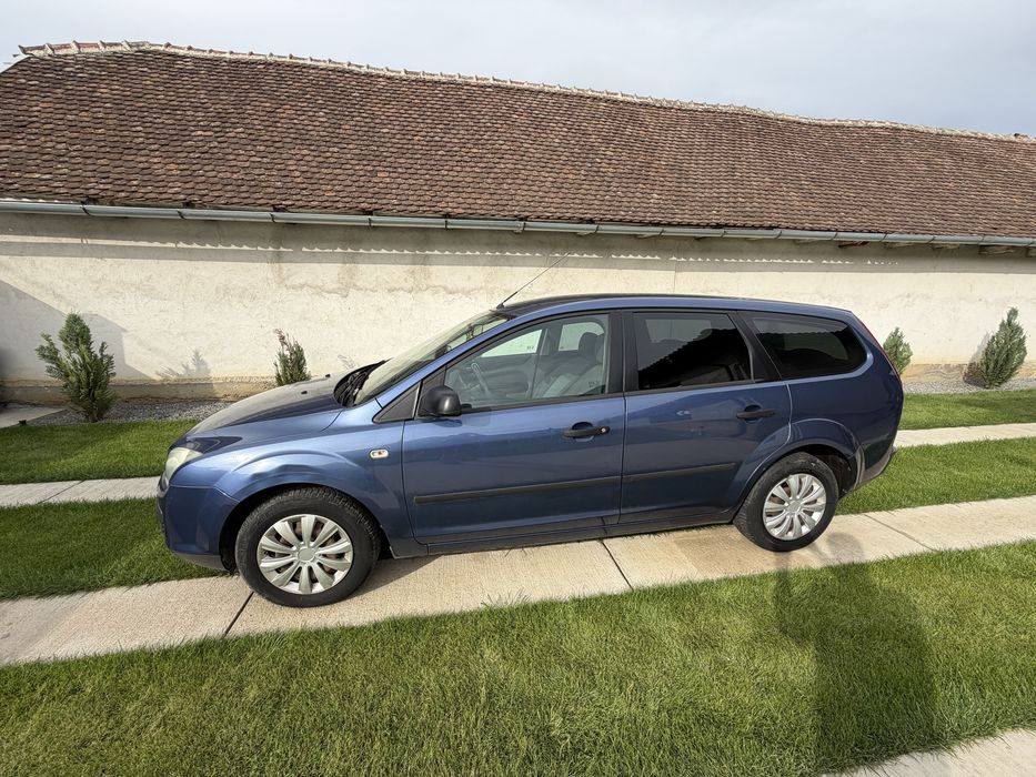 Ford Focus 1.6 Benzină
