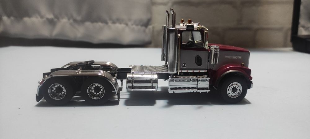 Метални модели мащаб 1:50