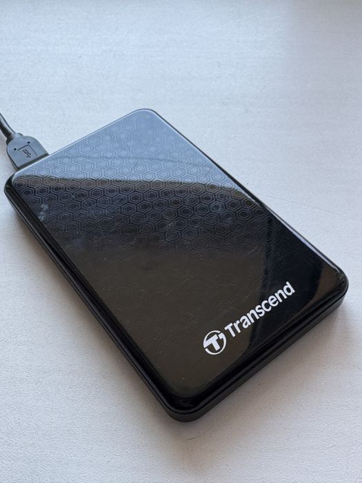 Продается внешний жесткий диск 1 TB