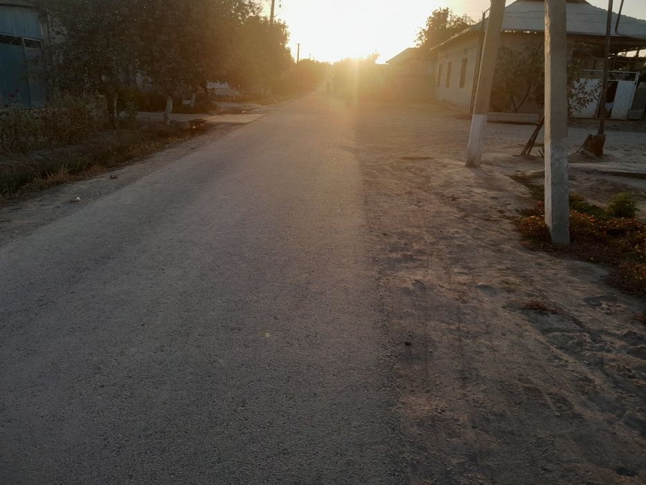 Yer sotiladi 8 sotok