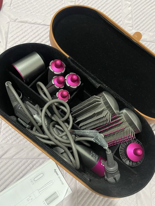 Dyson hs01 airwrap