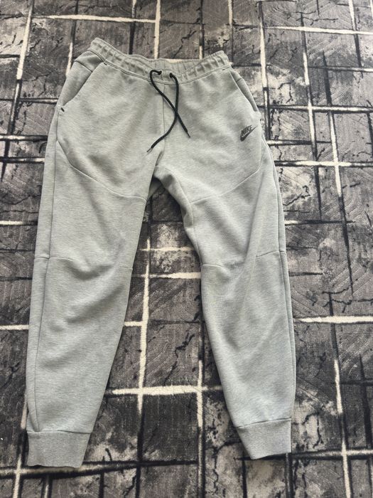 Nike Tech Fleece OG Pants M Grey