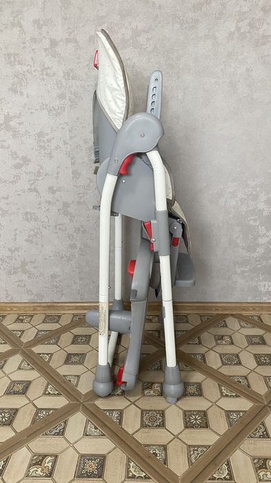 Детский столик для кормления