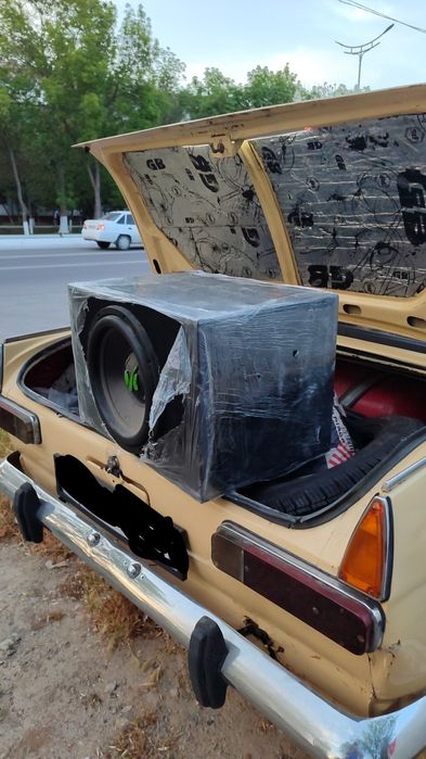 Продаётся сабвуфер Machete lite s срочно,состояние идеал