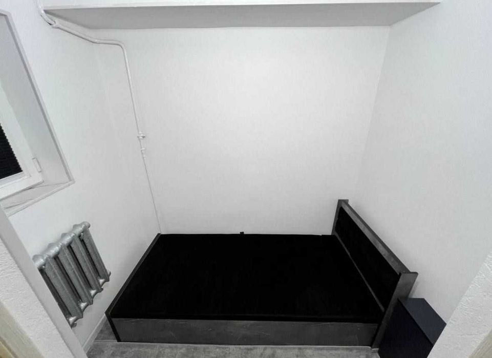 Юнусабад2, 1в2/1/4 Продаётся кирпичный квартира